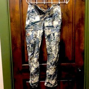 Sitka Men’s Ascent Pant Size 32. Never Worn. New with out Tags